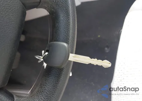 2013 Toyota Camry L z USA, uszkodzony, nr VIN 4T4BF1FKXDR308928